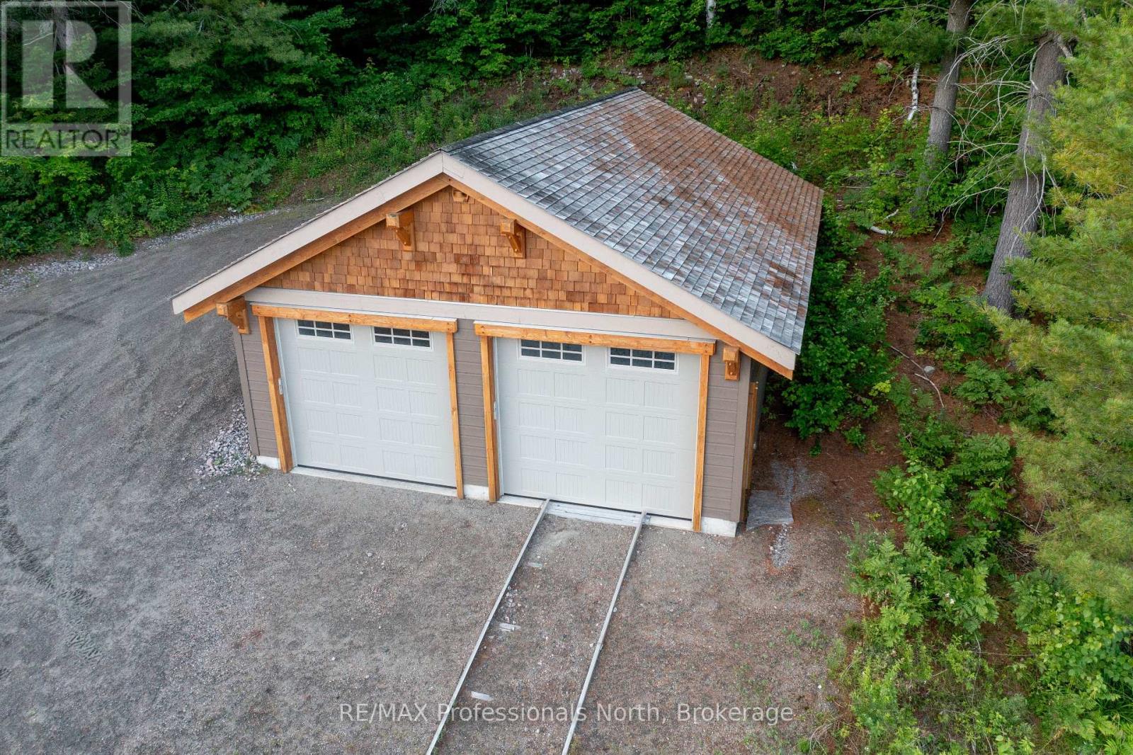 1600 Misty Knoll Trail, Dysart Et Al, Ontario  K0M 1S0 - Photo 38 - X12193304