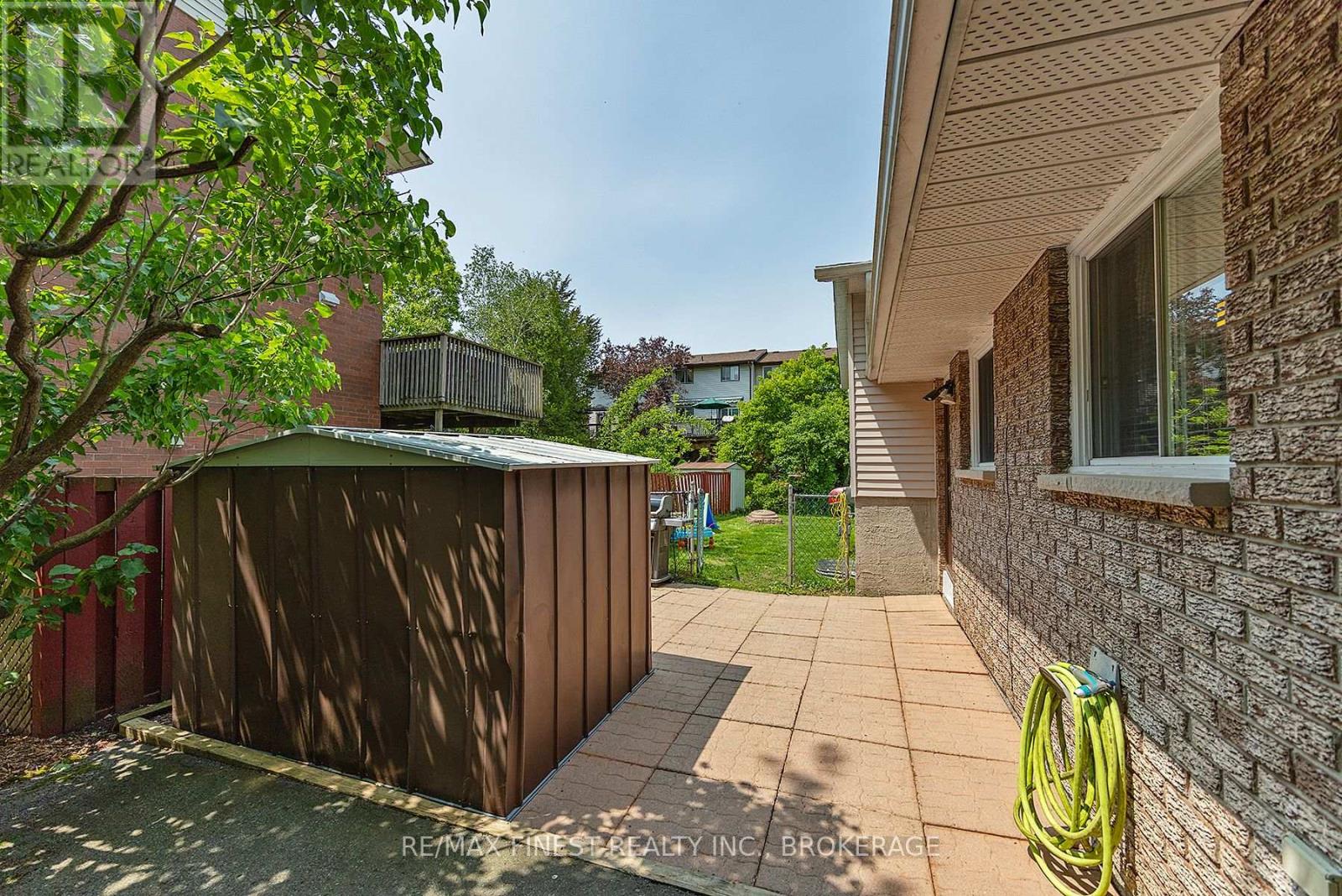49 Limeridge Drive, Kingston, Ontario  K7K 6M1 - Photo 4 - X12195210