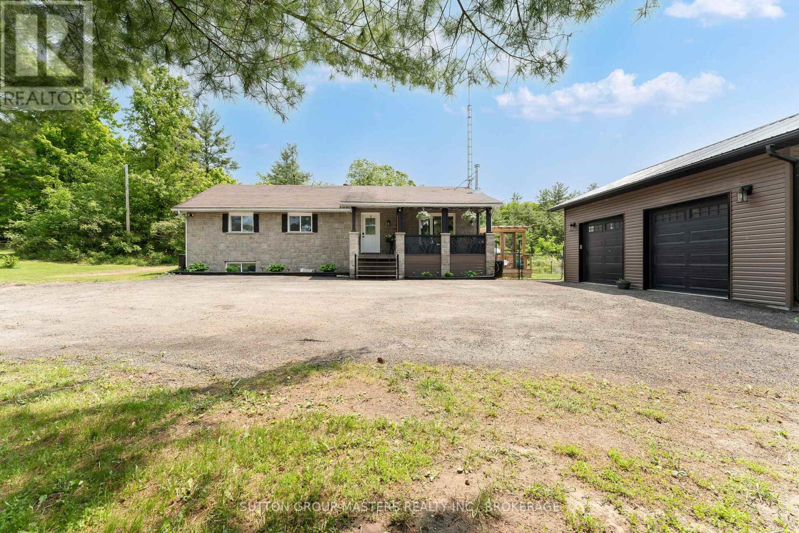 2103 Burnt Hills Road, Frontenac (Frontenac South), Ontario  K0H 1H9 - Photo 3 - X12195220