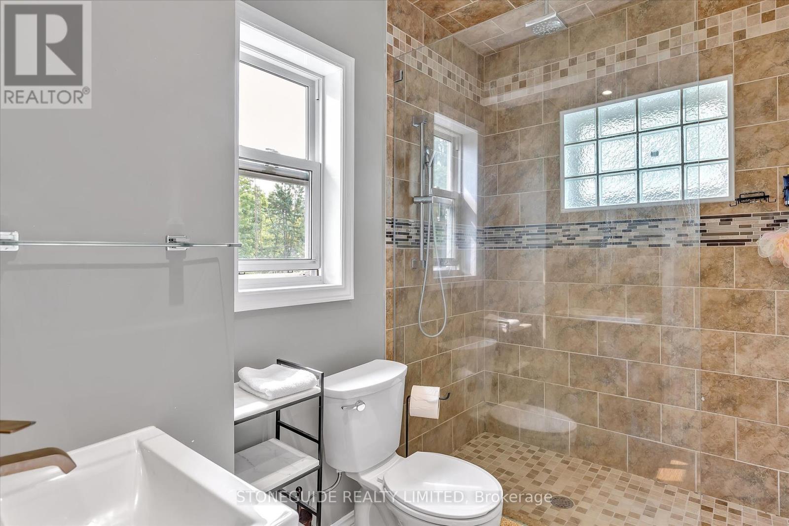 454 Mark Street, Peterborough East, Ontario  K9H 1V9 - Photo 25 - X12195154
