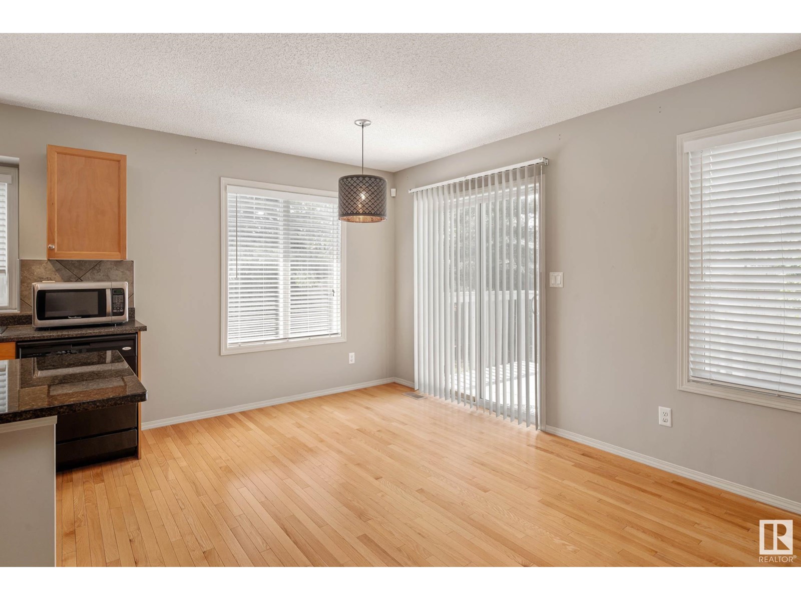 #18 1730 Leger Gate Ga Nw, Edmonton, Alberta  T6R 0R3 - Photo 14 - E4440245