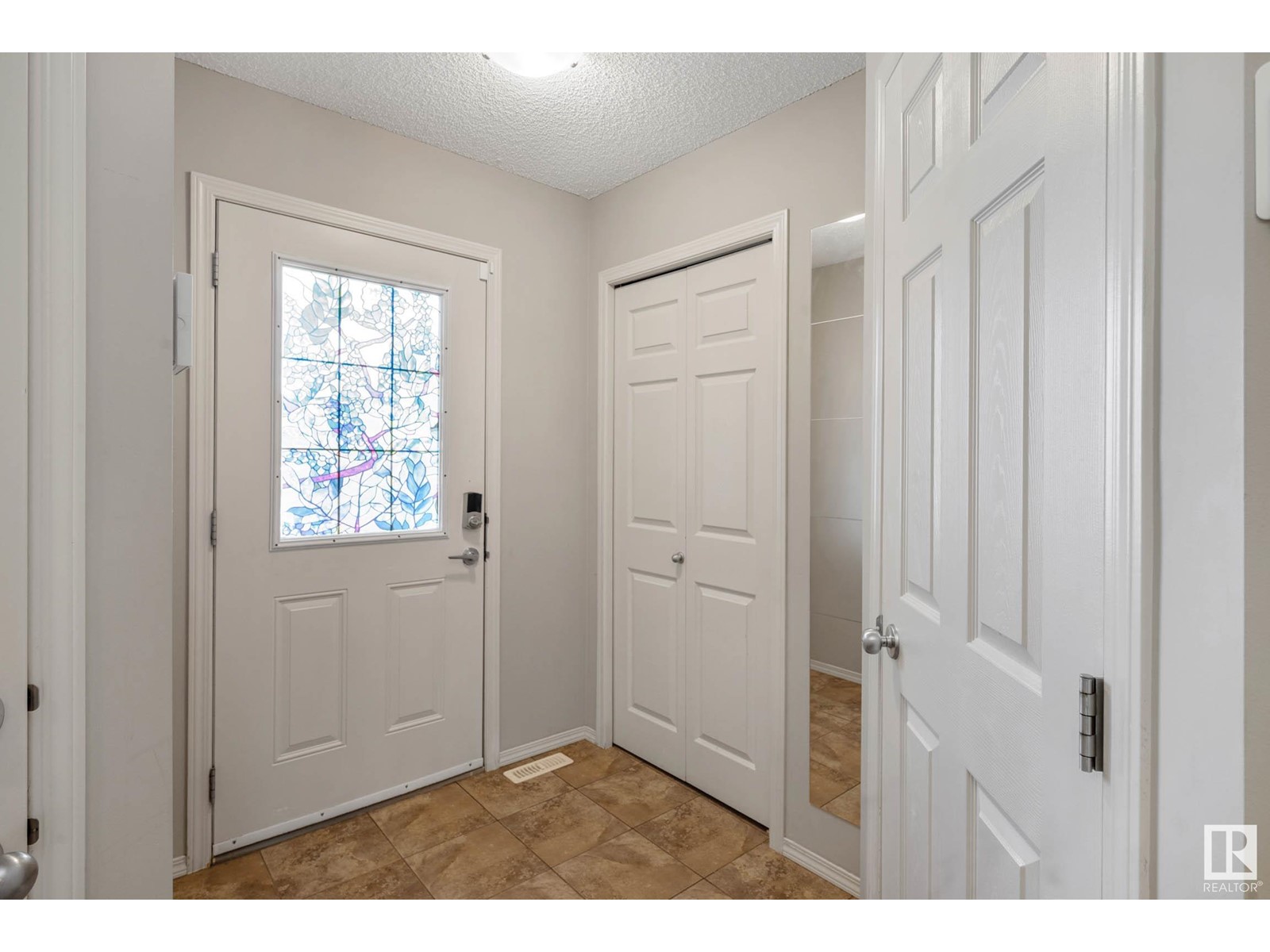 Property at #18 1730 LEGER GATE GA NW image 4