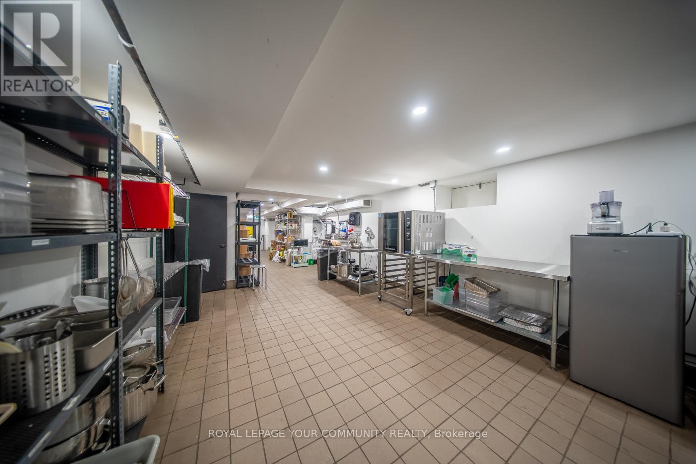 31 Elm Street, Toronto (Bay Street Corridor), Ontario  M5G 1H1 - Photo 13 - C12194927