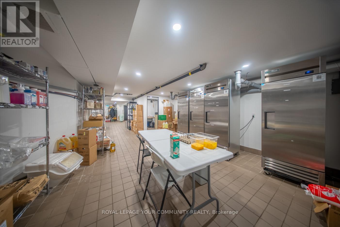 31 Elm Street, Toronto (Bay Street Corridor), Ontario  M5G 1H1 - Photo 14 - C12194927
