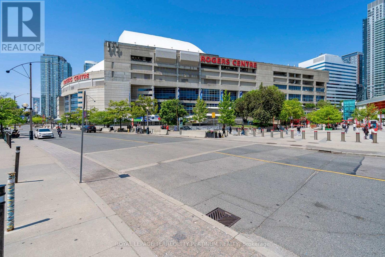 702 - 228 Queens Quay W, Toronto (Waterfront Communities), Ontario  M5J 2X1 - Photo 38 - C12194931