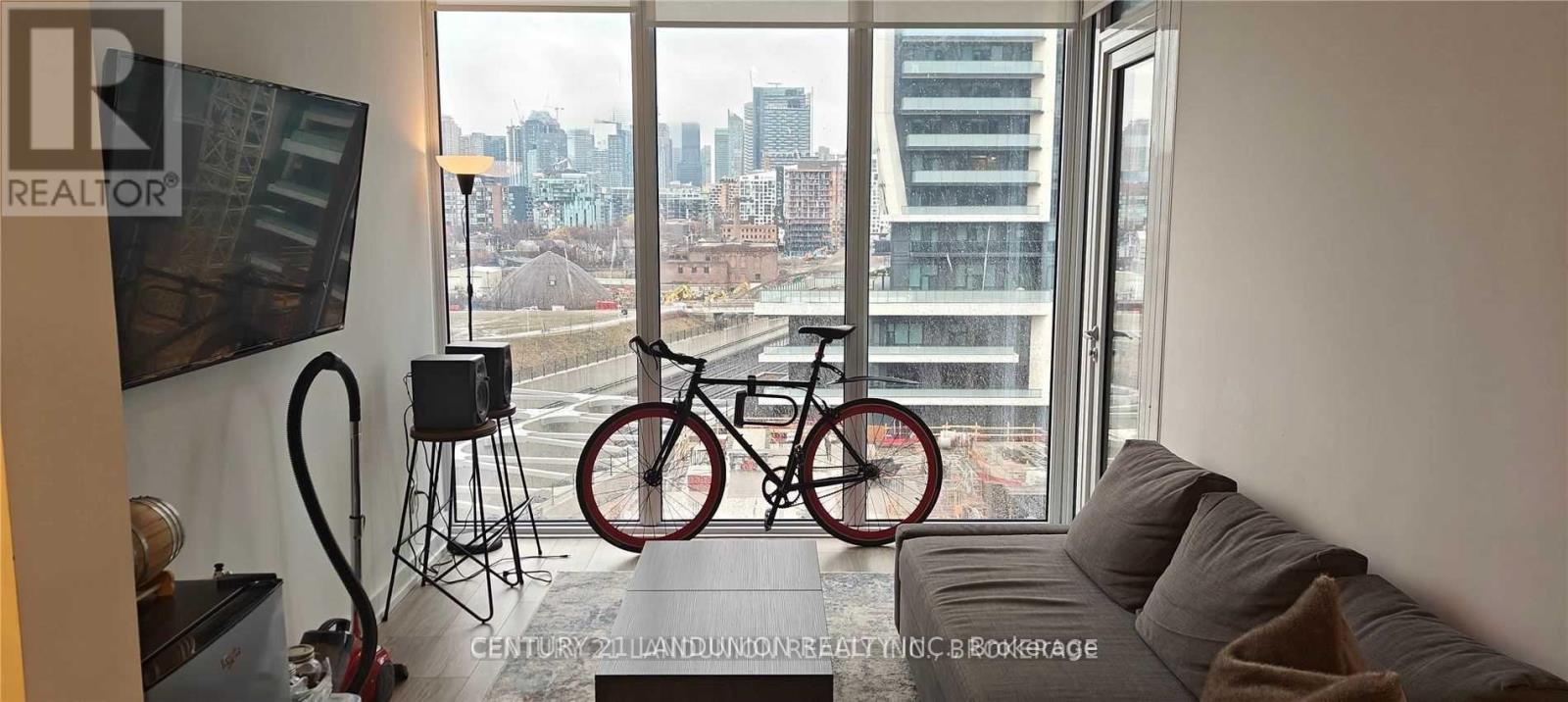 722 - 19 Western Battery Road, Toronto, Ontario  M6K 3S4 - Photo 4 - C12194975