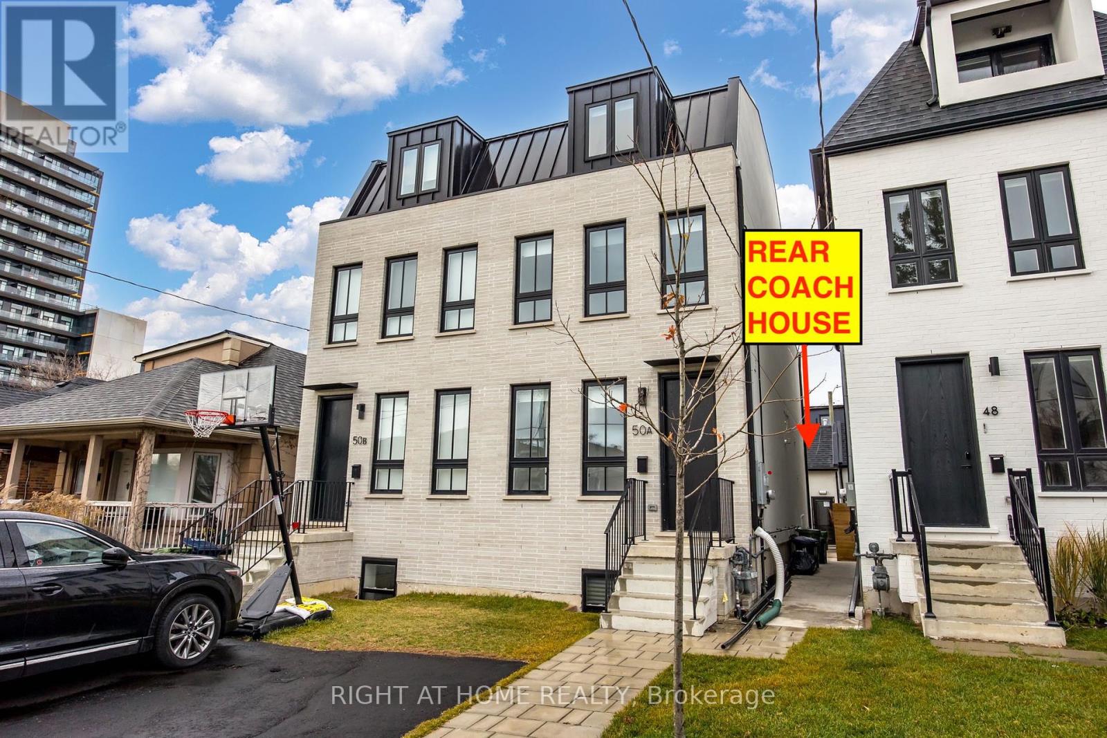 50A LANARK AVENUE, Toronto, Ontario
