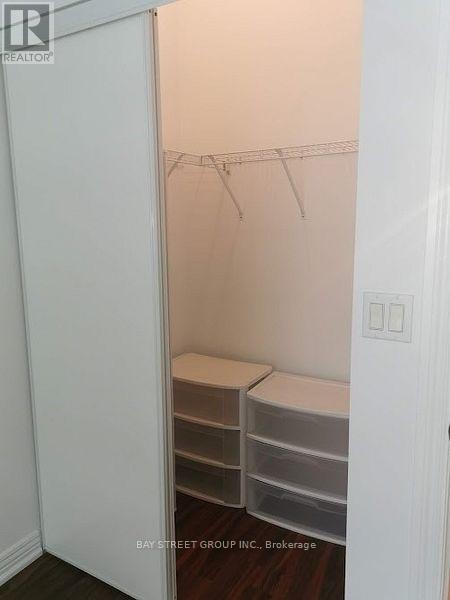 207 - 761 Bay Street, Toronto, Ontario  M5G 2R2 - Photo 8 - C12195005