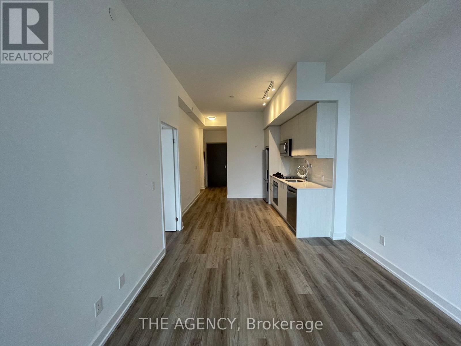 313 - 38 Forest Manor Road, Toronto, Ontario  M2J 1M1 - Photo 2 - C12195082