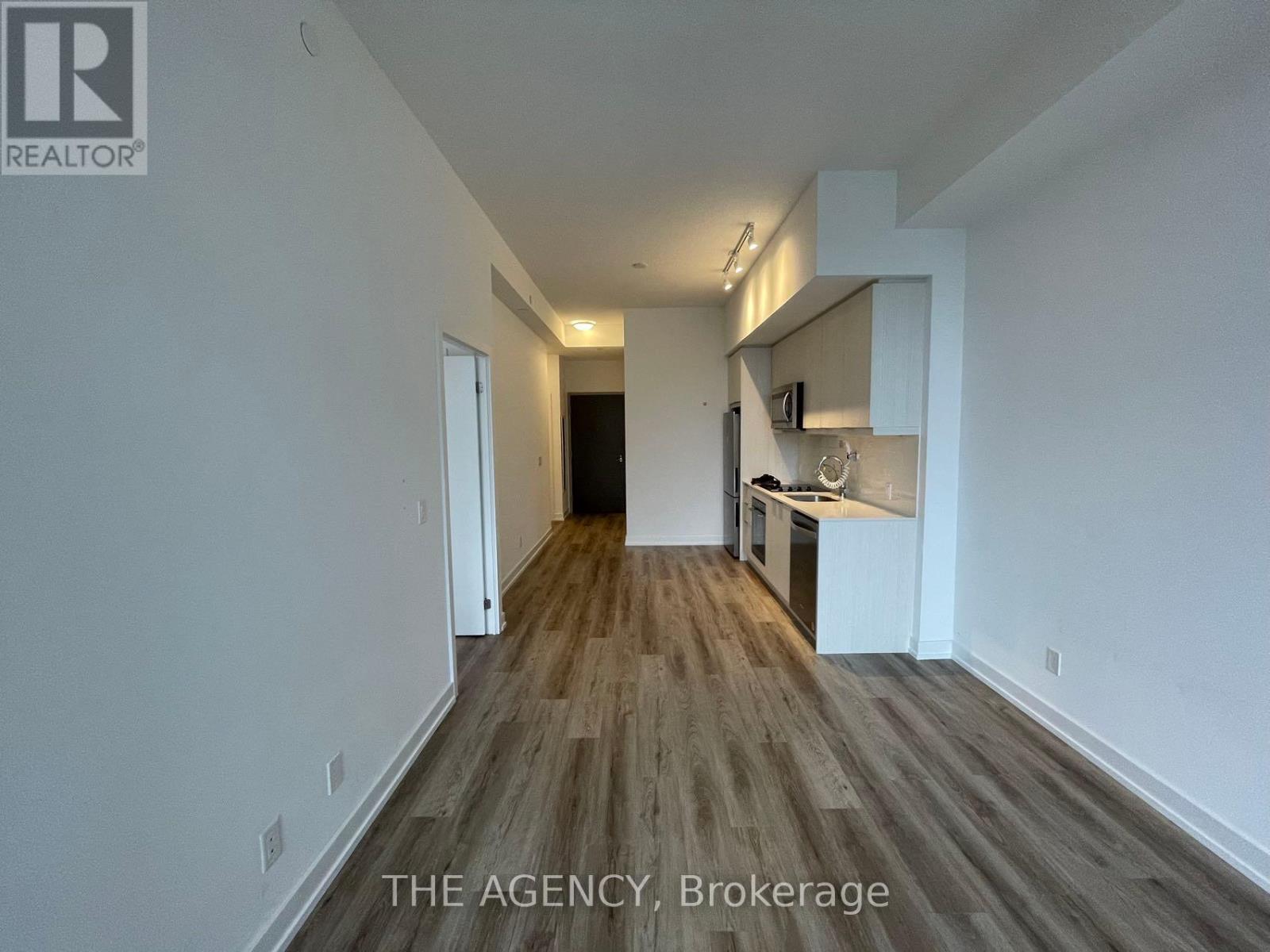 313 - 38 Forest Manor Road, Toronto, Ontario  M2J 1M1 - Photo 3 - C12195084