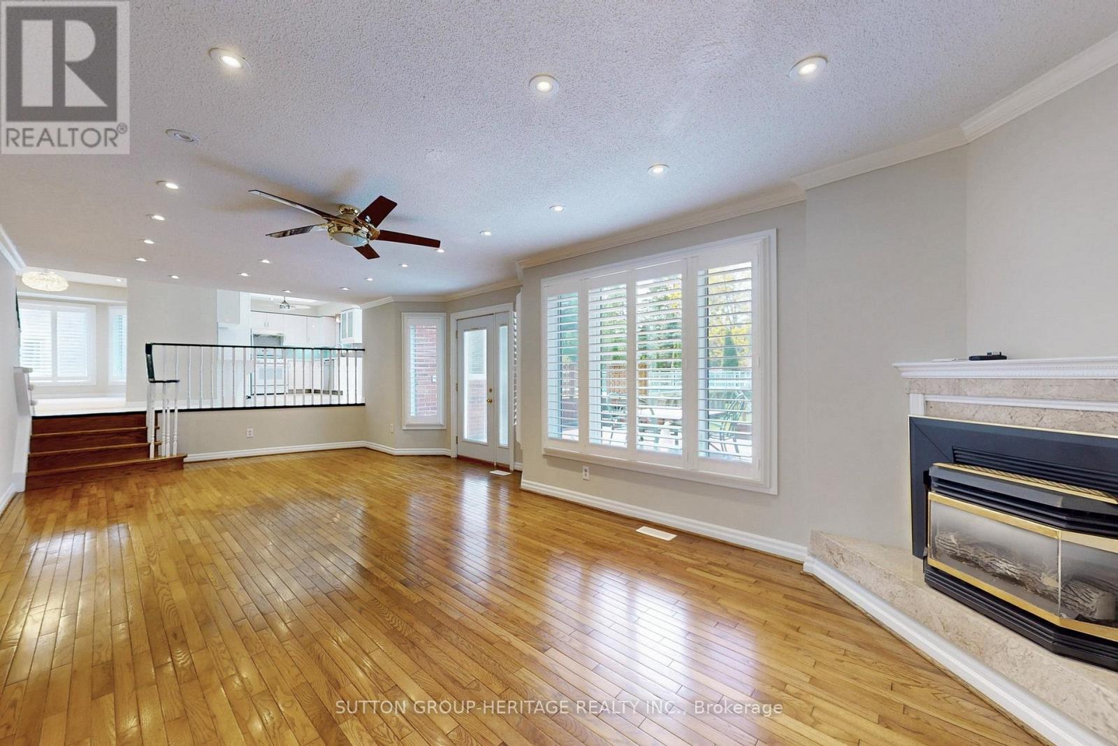 1248 Abbey Road, Pickering, Ontario  L1X 1W2 - Photo 3 - E12194940