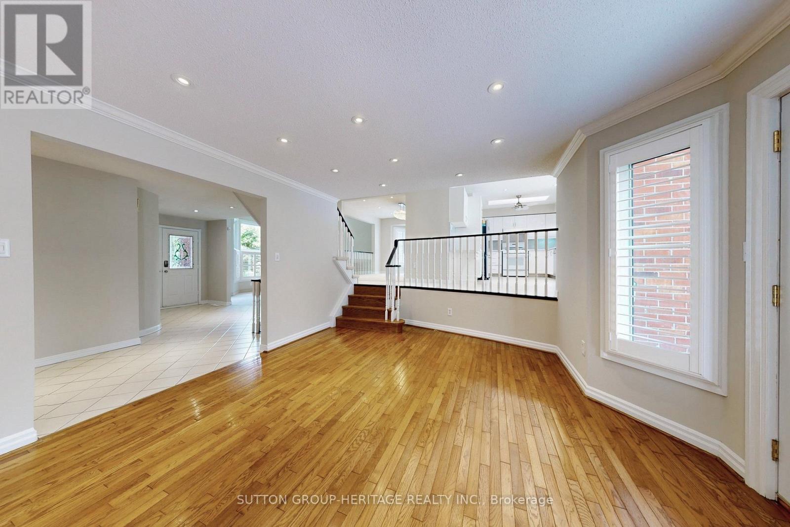 1248 Abbey Road, Pickering, Ontario  L1X 1W2 - Photo 5 - E12194940