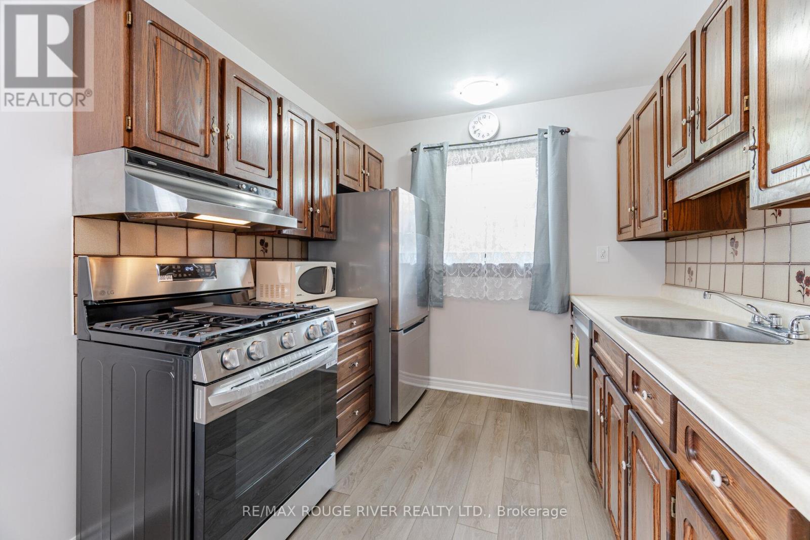32 Bow Valley Drive, Toronto, Ontario  M1G 3J6 - Photo 13 - E12195014