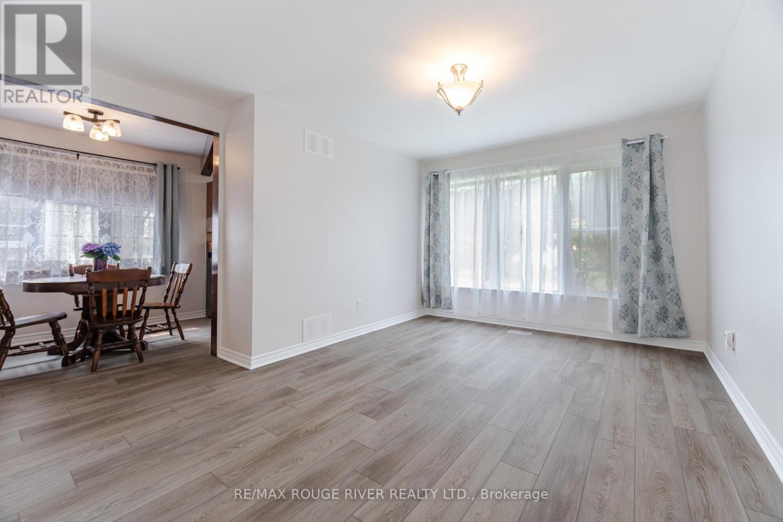 32 Bow Valley Drive, Toronto, Ontario  M1G 3J6 - Photo 6 - E12195014