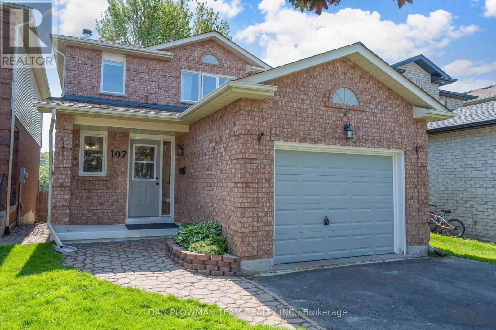 107 POOLTON CRESCENT, Clarington, Ontario