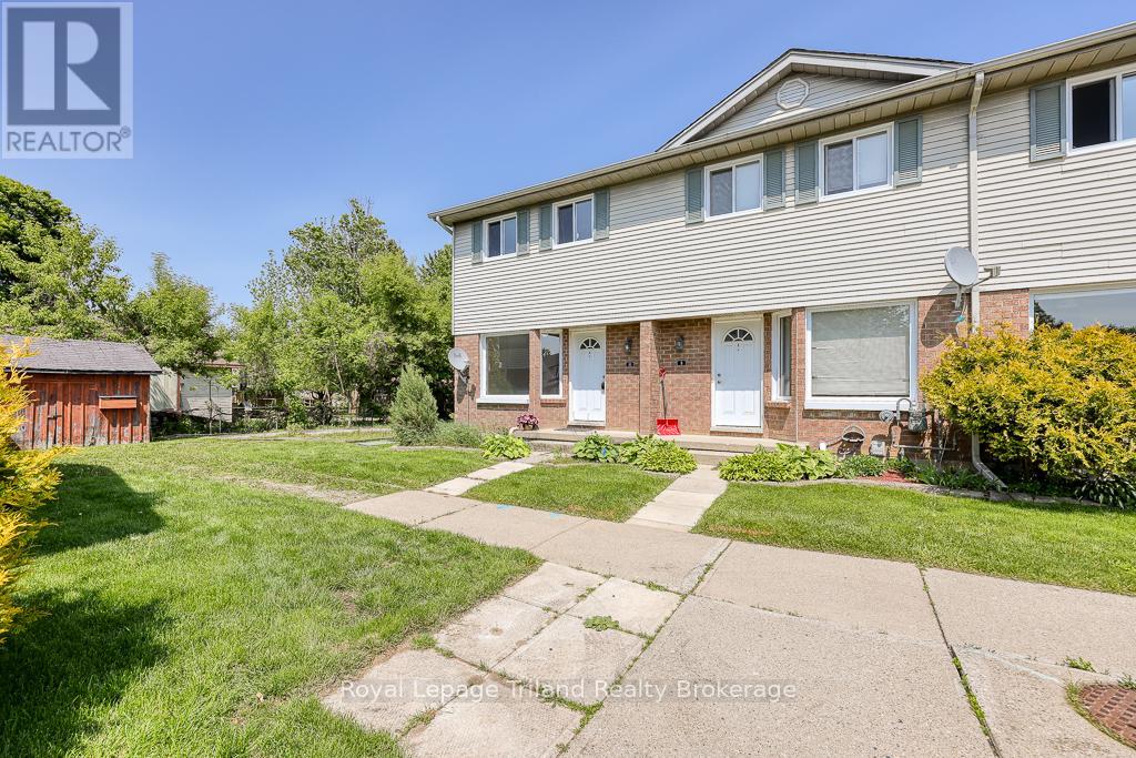 10 - 10 Dufferin Street, Norwich, Ontario  N0J 1P0 - Photo 1 - X12195234
