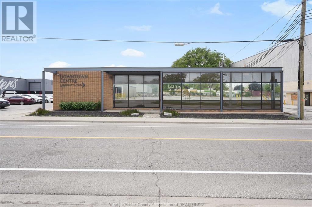 1225 Mcdougall, Windsor, Ontario  N8X 3M6 - Photo 2 - 25014103