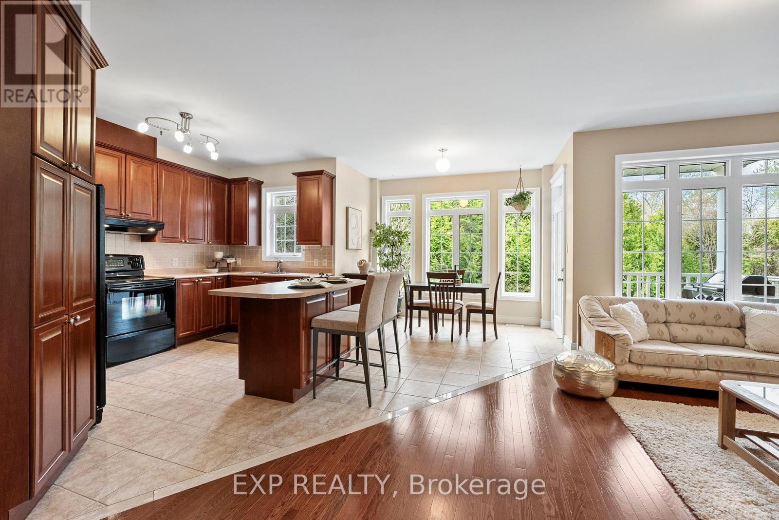 54 Stonecliffe Crescent, Aurora (Aurora Estates), Ontario  L4G 7Z6 - Photo 14 - N12194907