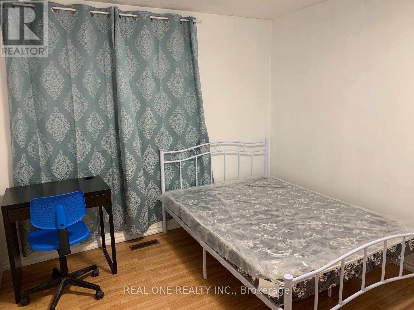 37 Middleton Court S, Markham (Milliken Mills West), Ontario  L3R 3G6 - Photo 7 - N12195030