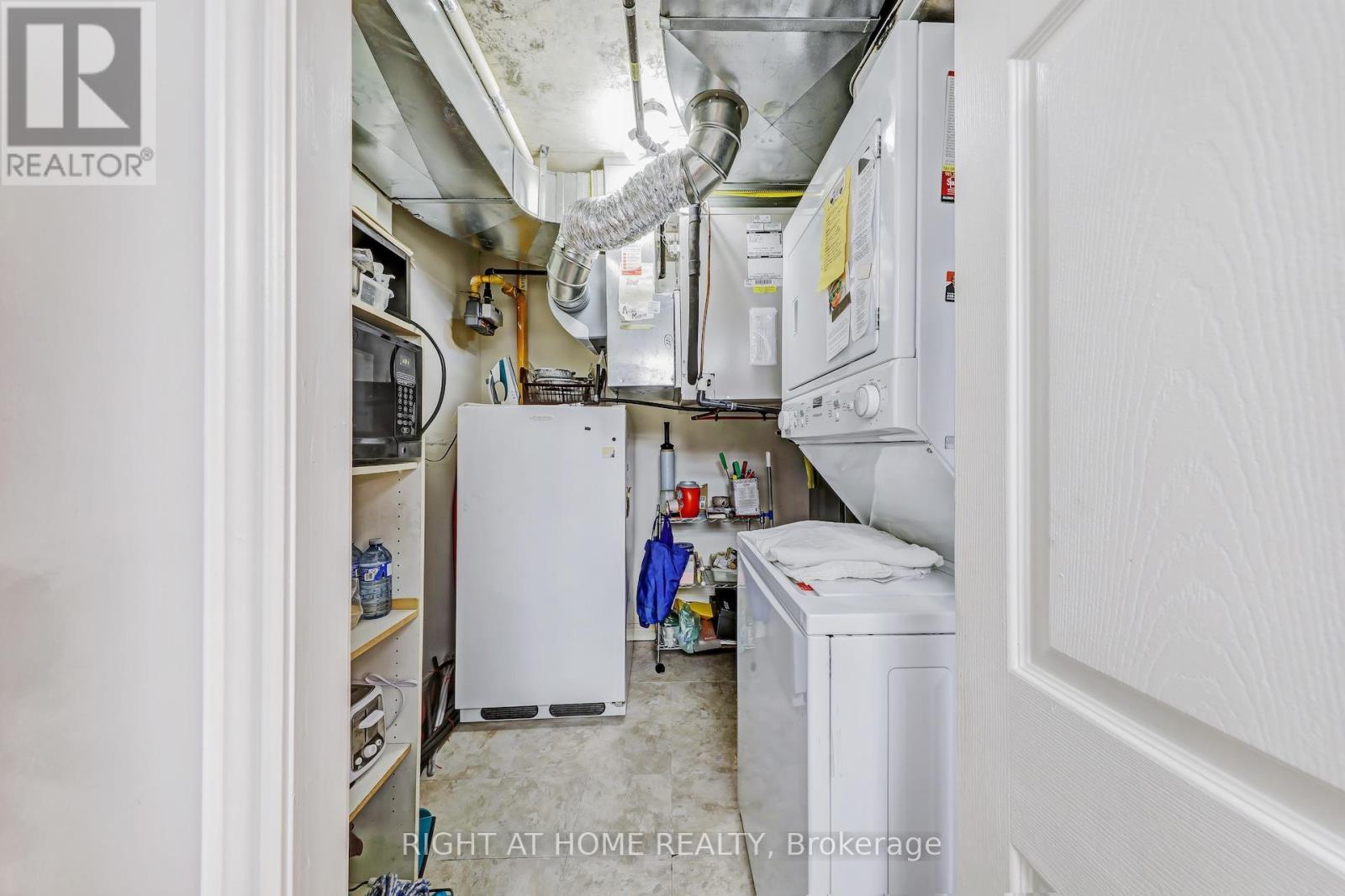 221 - 121 Woodbridge Avenue N, Vaughan (West Woodbridge), Ontario  L4L 9E3 - Photo 17 - N12195054