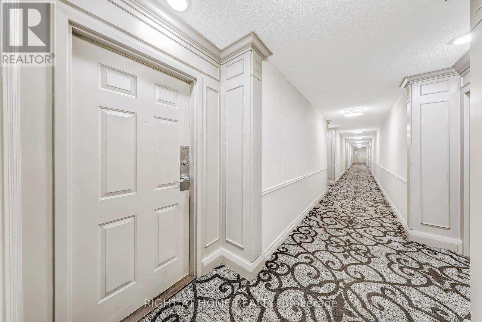 Property at 221 - 121 WOODBRIDGE AVENUE N image 4