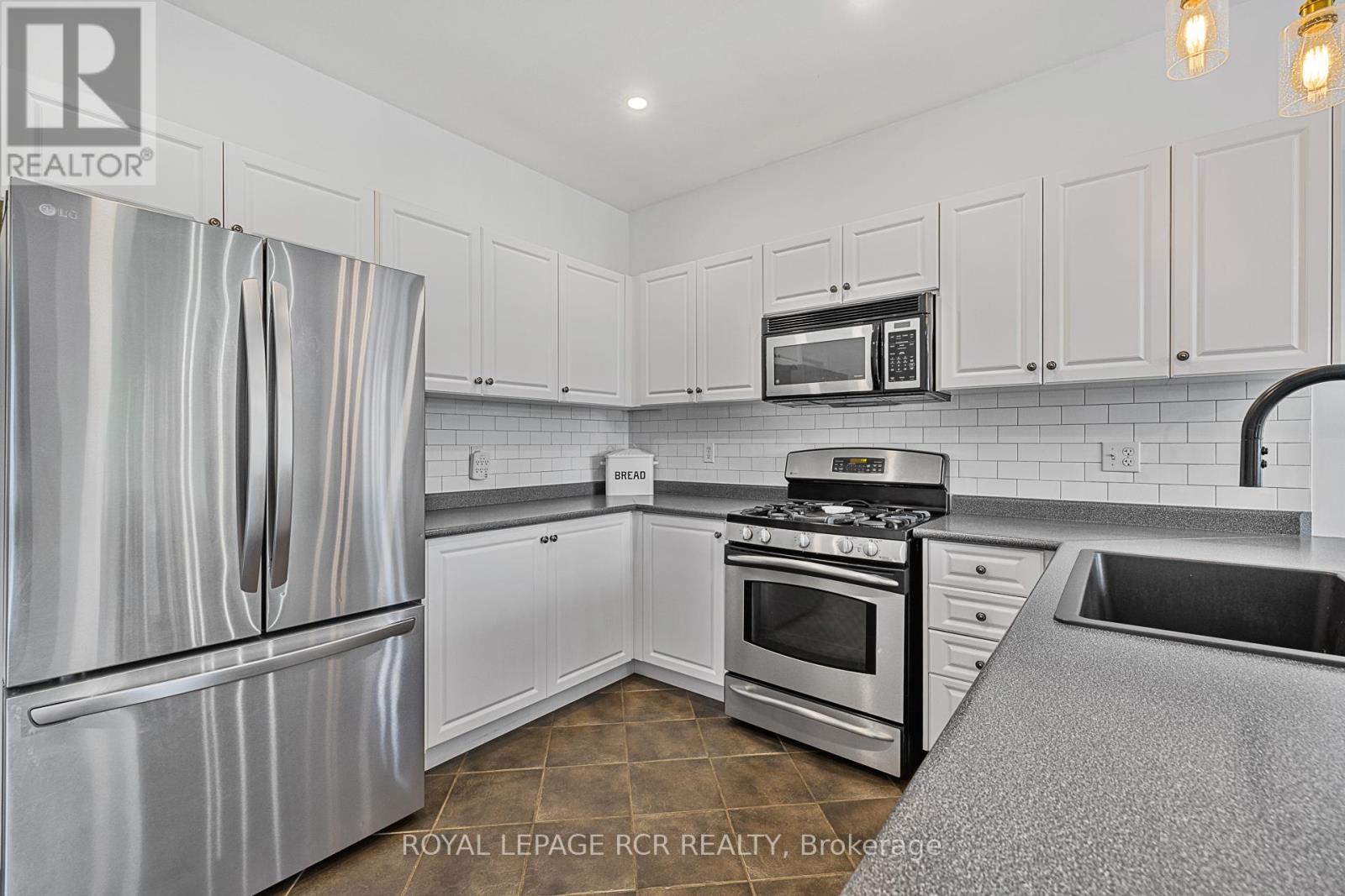 4 Caseton Crescent, Uxbridge, Ontario  L9P 1Z8 - Photo 21 - N12195081