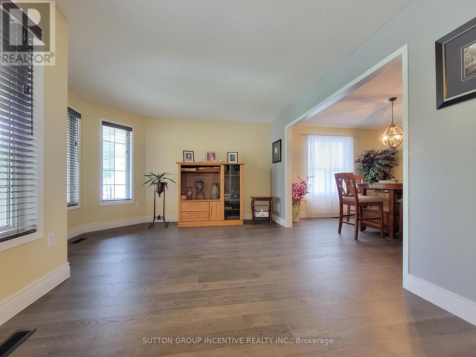 92 Sundew Drive, Barrie, Ontario  L4N 9M1 - Photo 20 - S12194970