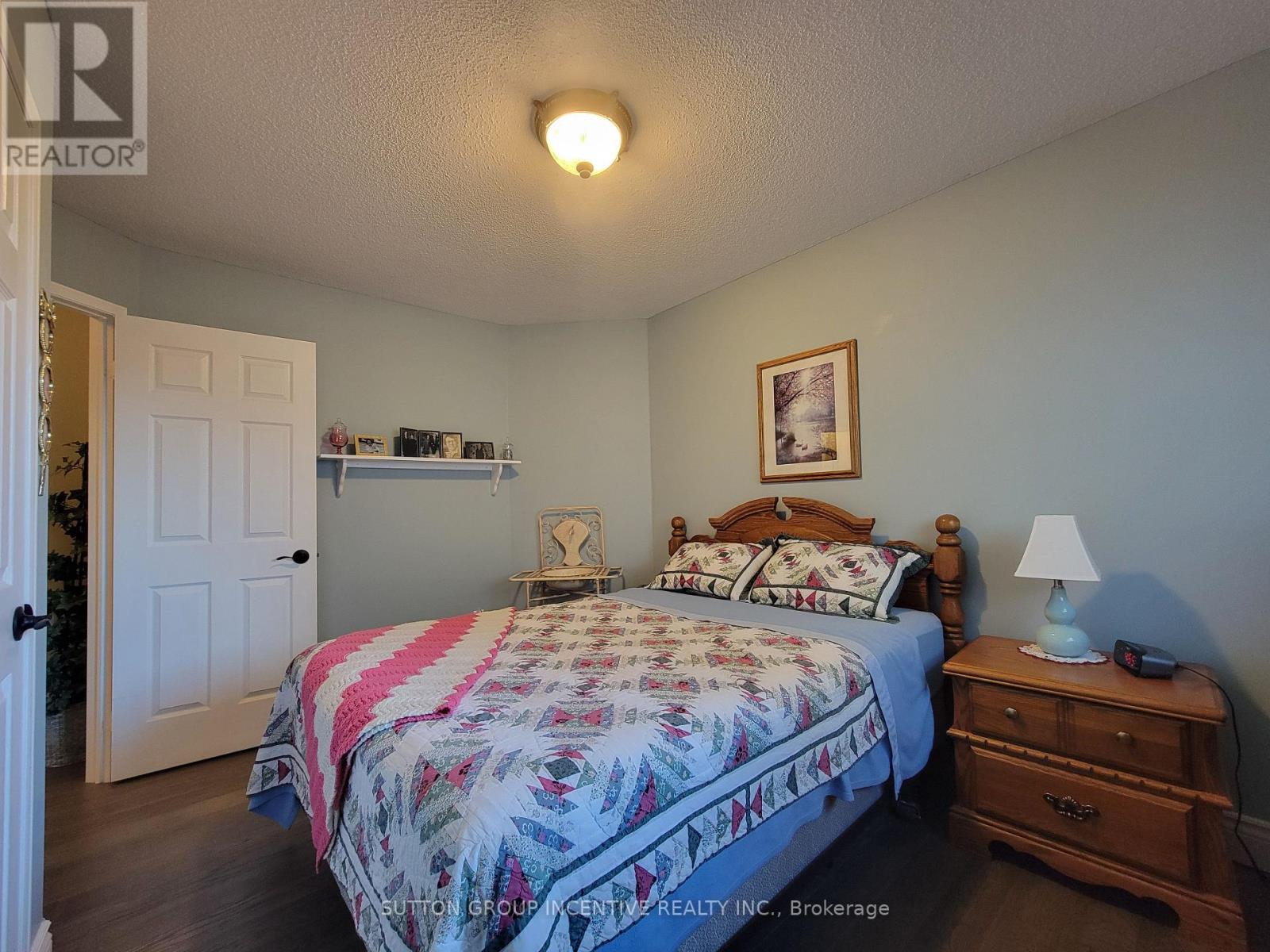 92 Sundew Drive, Barrie, Ontario  L4N 9M1 - Photo 29 - S12194970