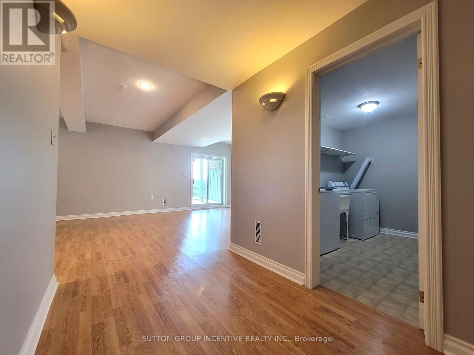92 Sundew Drive, Barrie, Ontario  L4N 9M1 - Photo 37 - S12194970
