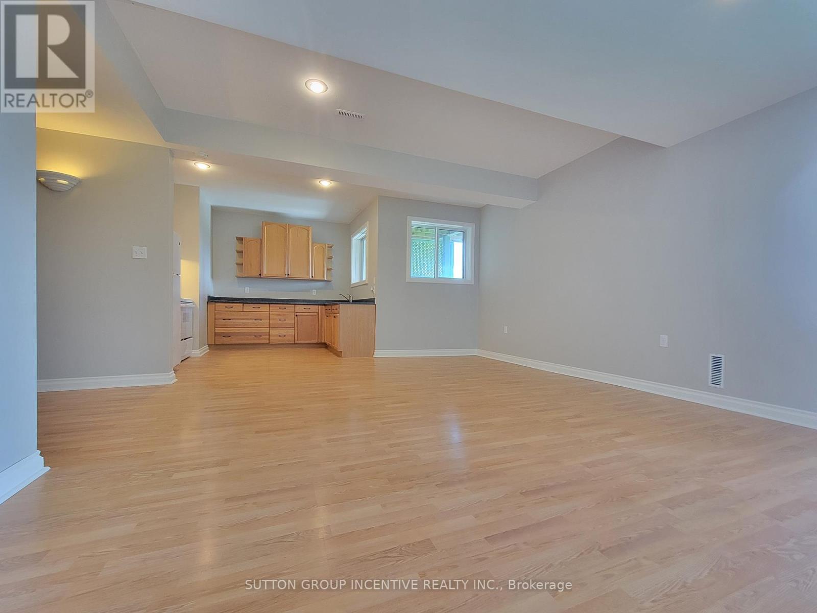 92 Sundew Drive, Barrie, Ontario  L4N 9M1 - Photo 38 - S12194970