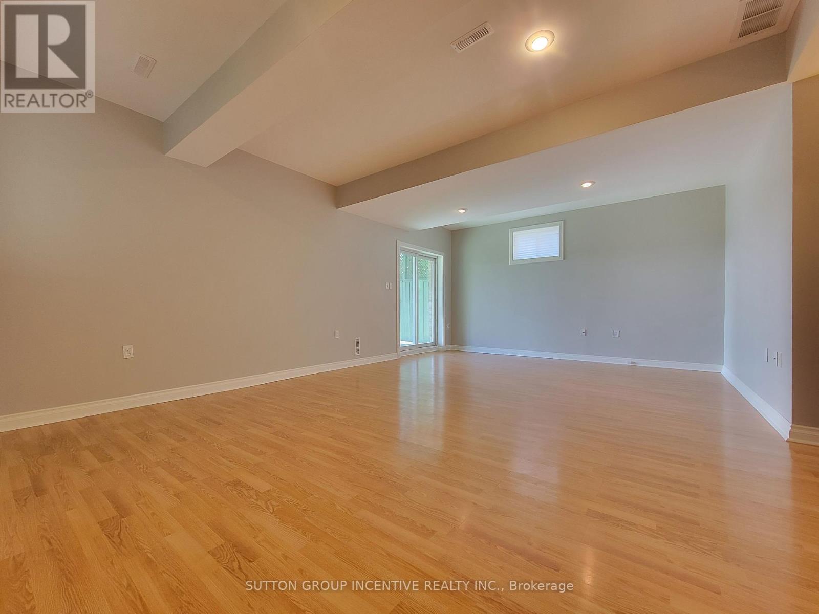 92 Sundew Drive, Barrie, Ontario  L4N 9M1 - Photo 40 - S12194970