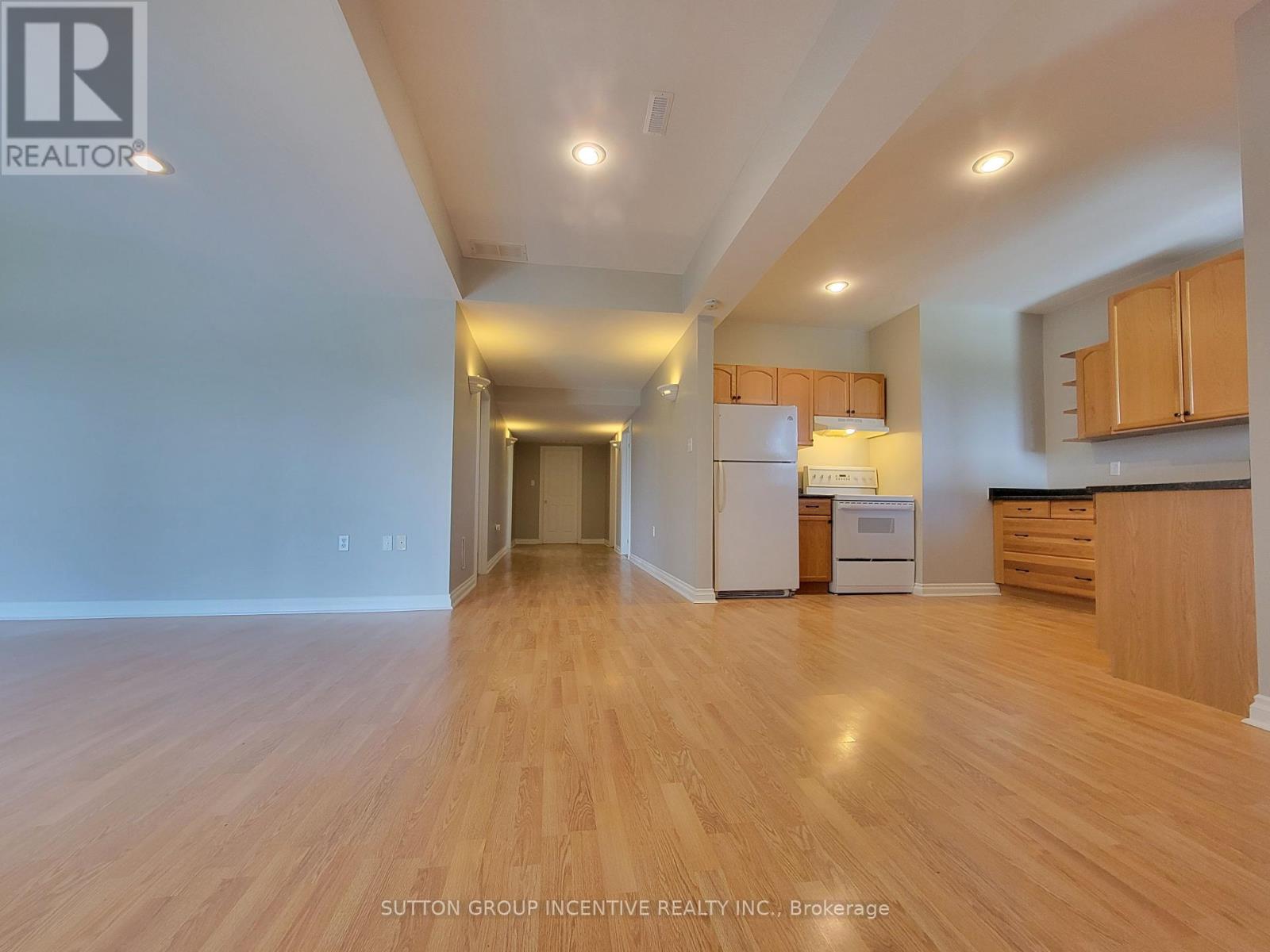 92 Sundew Drive, Barrie, Ontario  L4N 9M1 - Photo 41 - S12194970