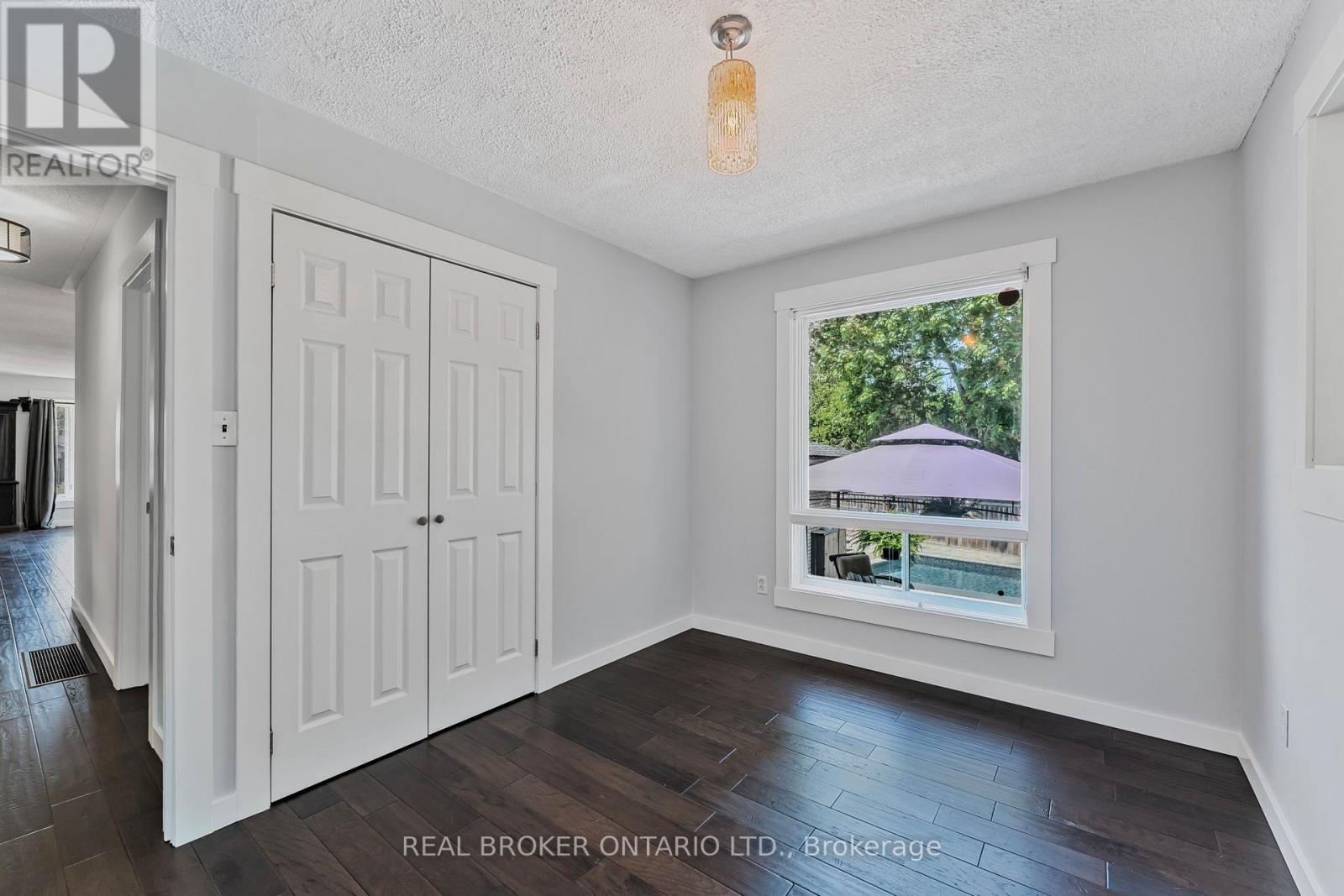 200 Hickory Lane, Barrie, Ontario  L4N 4J8 - Photo 22 - S12195127