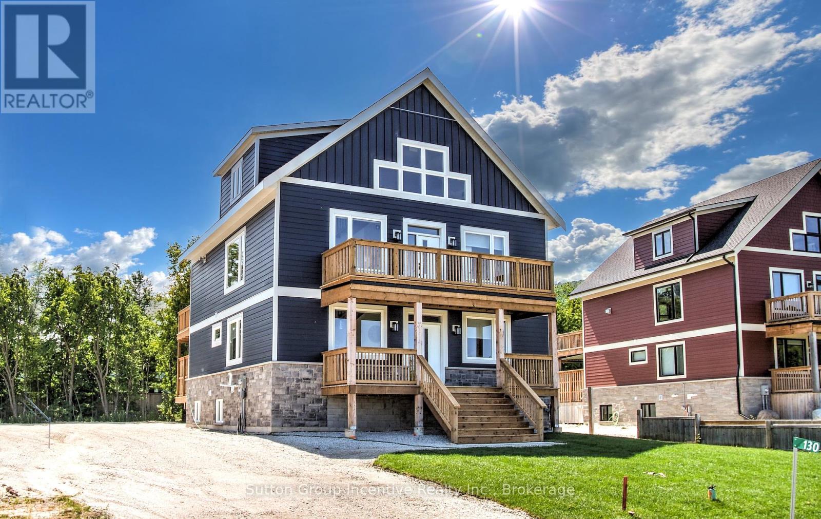 130 Arlberg Crescent, Blue Mountains, Ontario  L9Y 0M1 - Photo 2 - X12181397