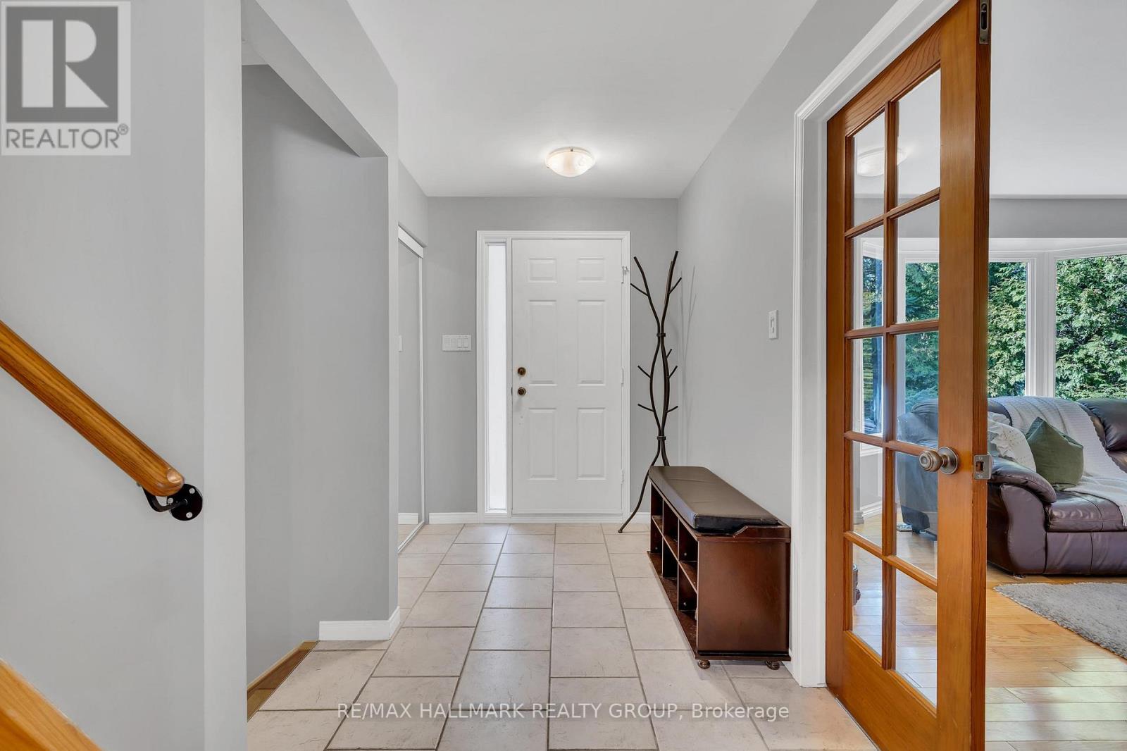 Property at 215 DES BOIS DRIVE image 2