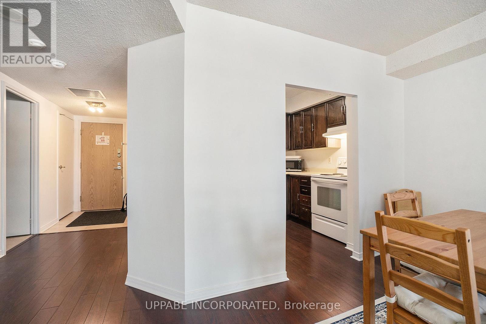 202 - 1500 Riverside Drive, Ottawa, Ontario  K1G 4J4 - Photo 5 - X12195199