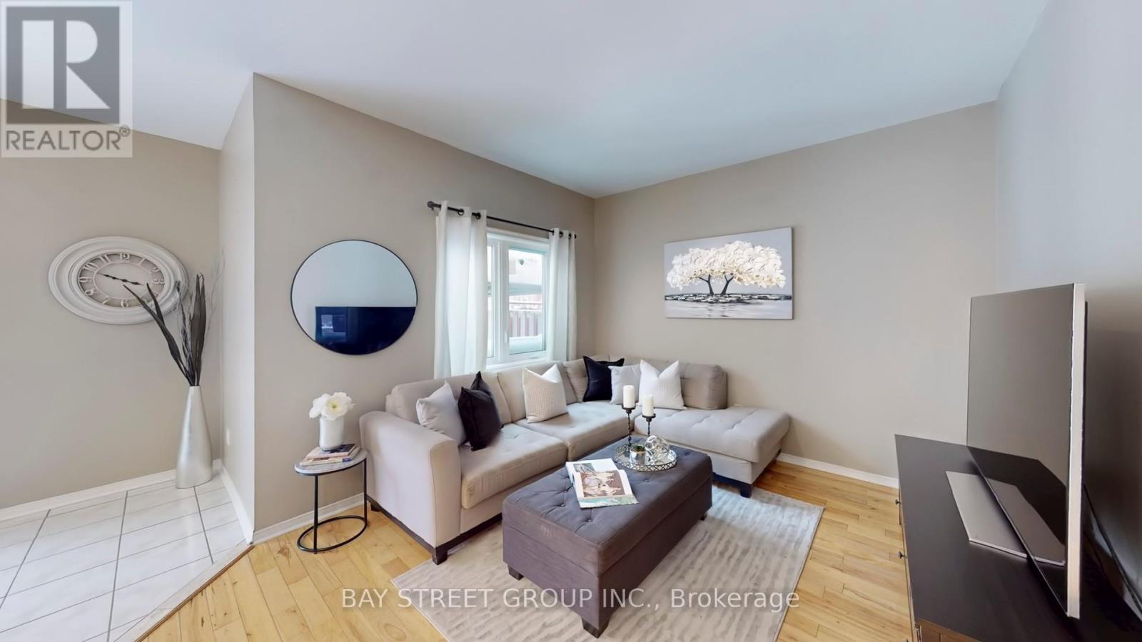7229 Dime Crescent, Mississauga (Meadowvale Village), Ontario  L5W 1K5 - Photo 4 - W12194913