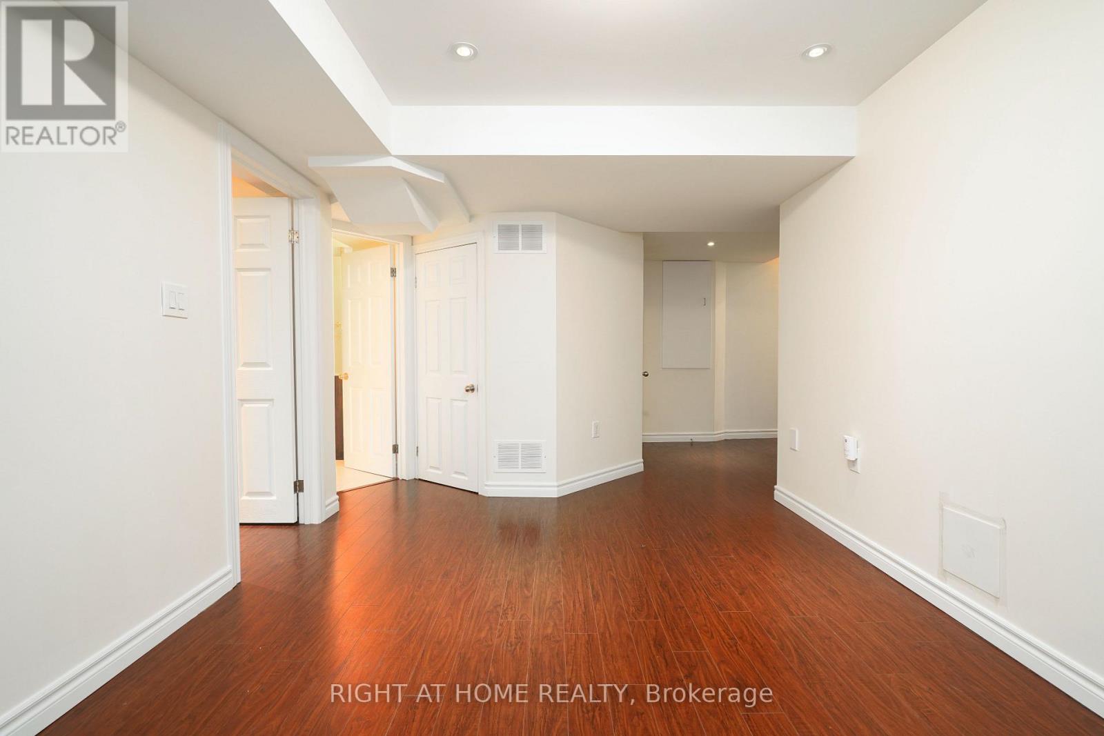 2914 Picton Place, Mississauga (Central Erin Mills), Ontario  L5M 5S9 - Photo 15 - W12194937