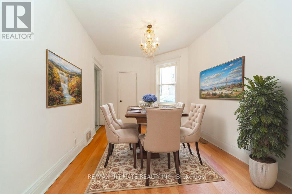 109 Auburn Avenue, Toronto, Ontario  M6H 2L8 - Photo 11 - W12194938