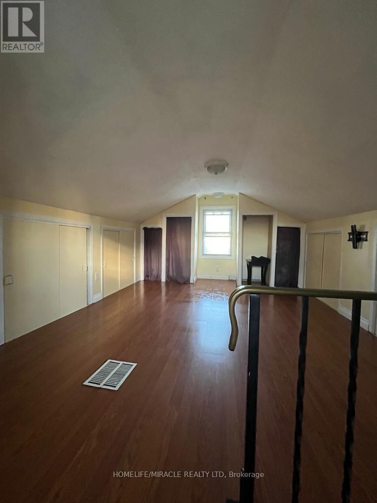 80 Railroad Street, Brampton, Ontario  L6X 1G6 - Photo 12 - W12194939
