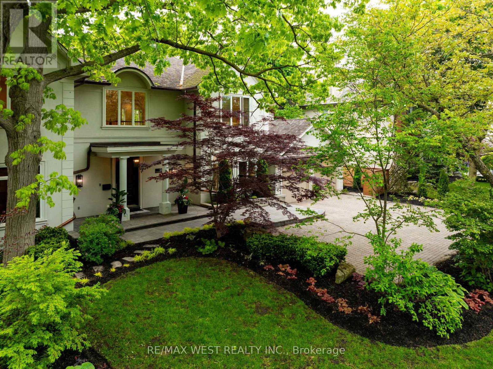 Property at 23 VALECREST DRIVE image 3