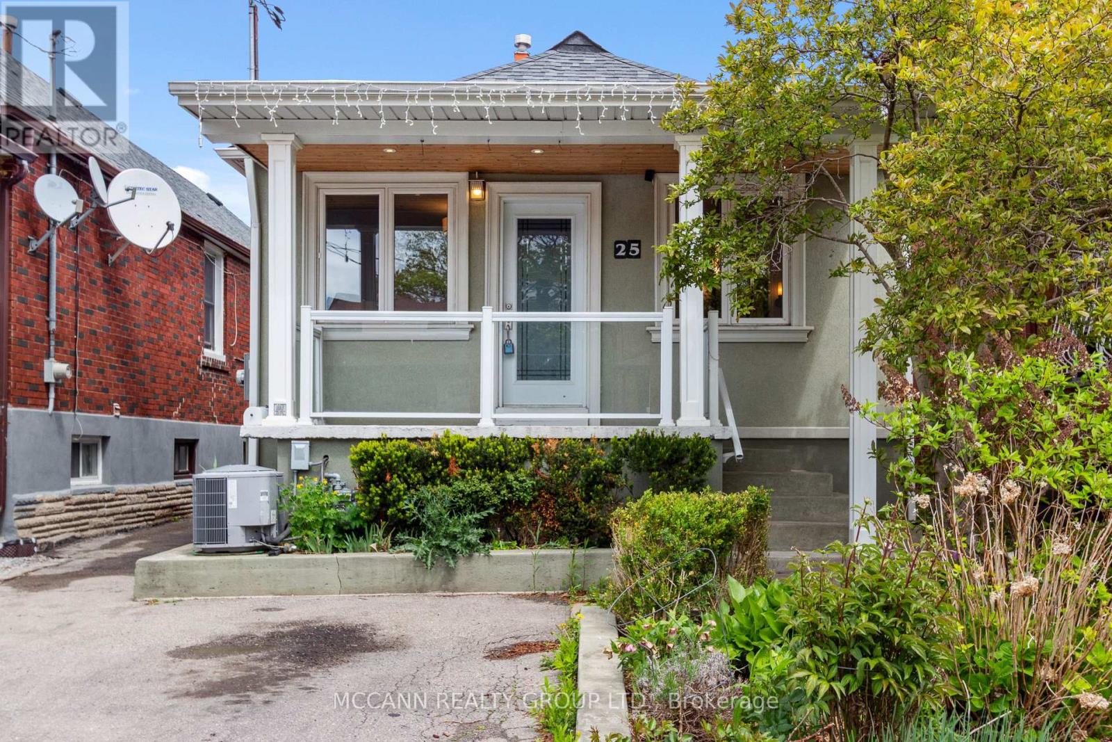 25 BRANSTONE ROAD, Toronto, Ontario