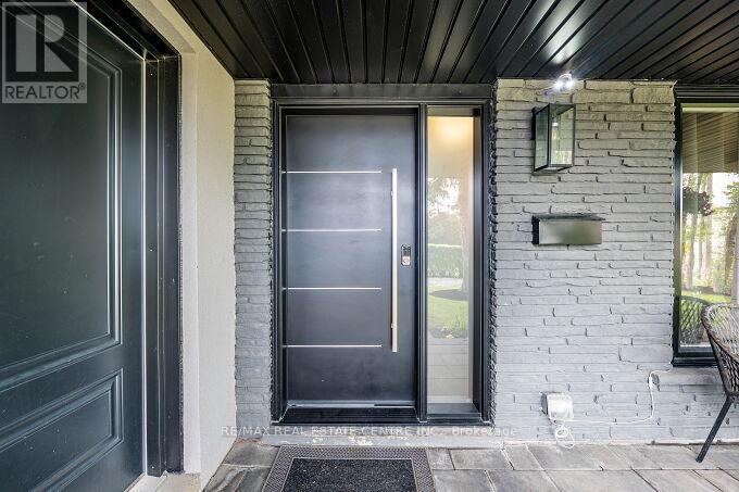 1634 Ewald Road, Mississauga, Ontario  L5G 4C3 - Photo 11 - W12194973