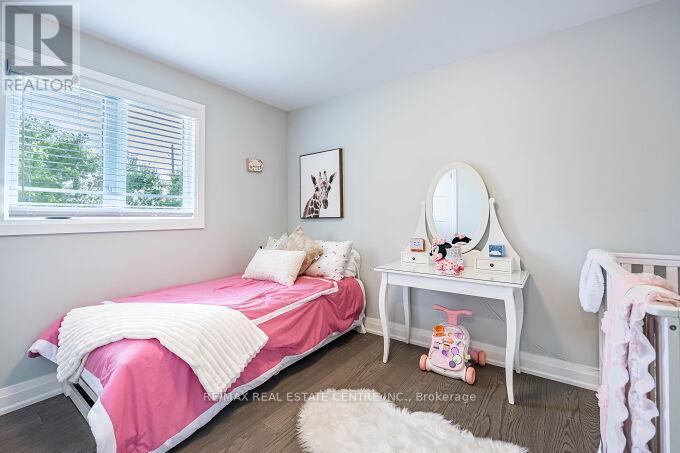 1634 Ewald Road, Mississauga, Ontario  L5G 4C3 - Photo 32 - W12194973