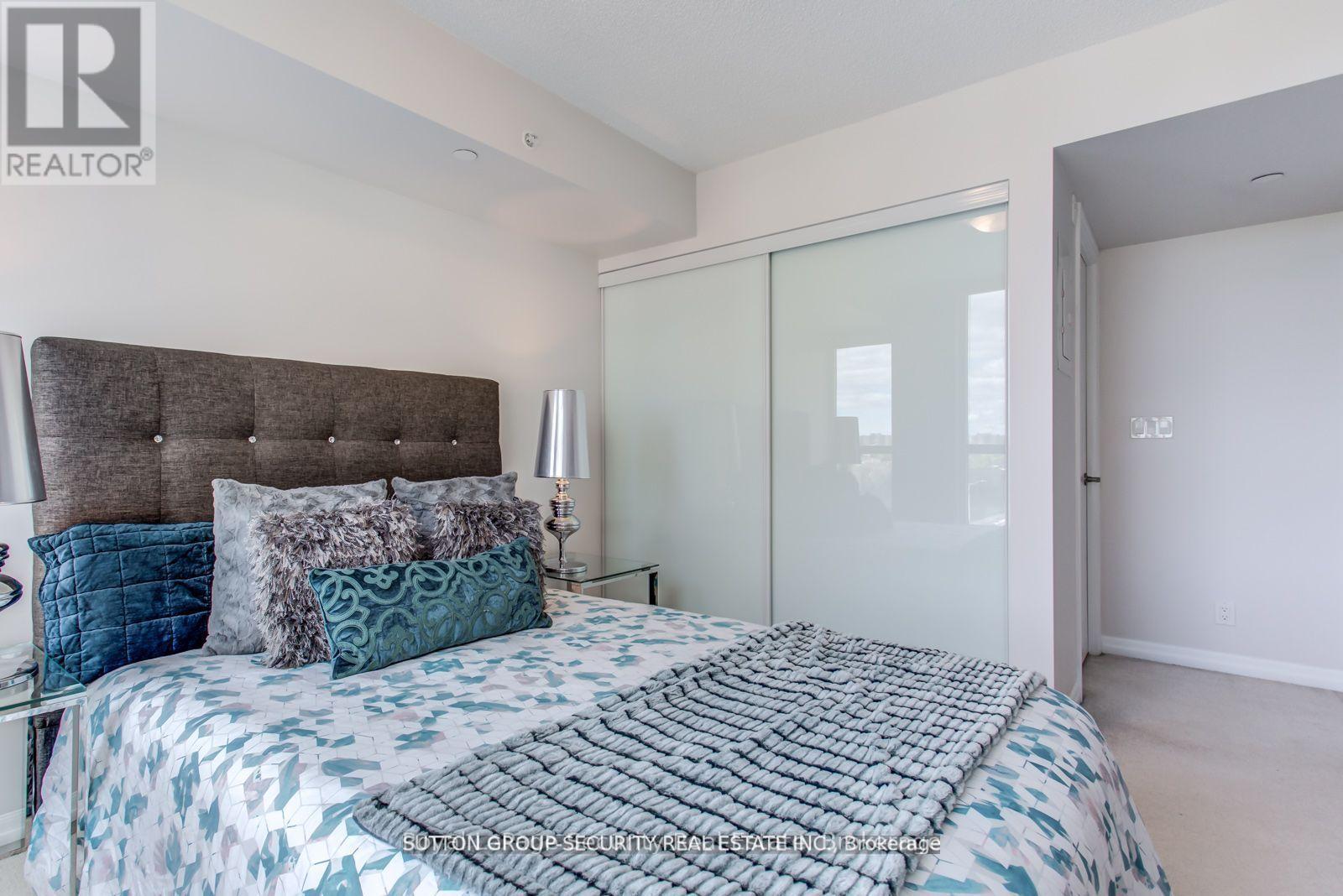 505 - 80 Esther Lorrie Drive, Toronto (West Humber-Clairville), Ontario  M9W 4V1 - Photo 18 - W12194982