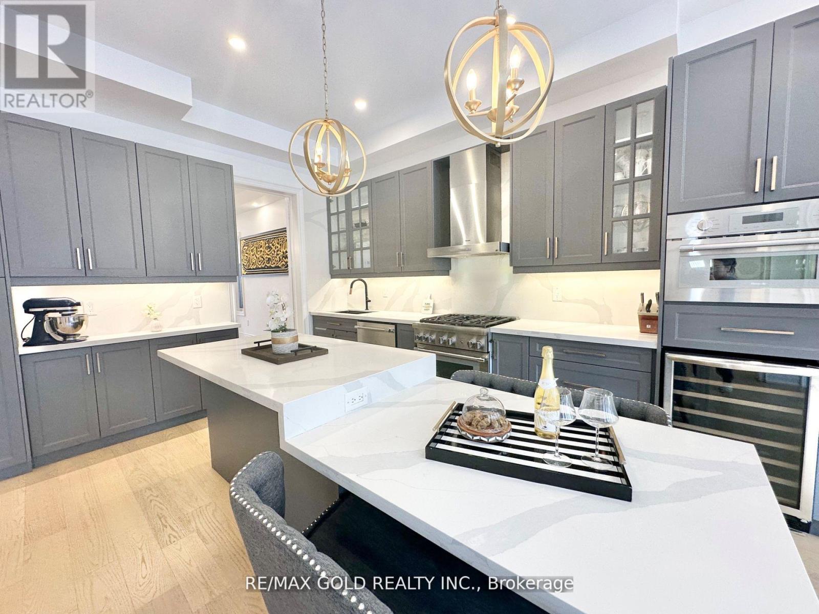 469 Threshing Mill Boulevard, Oakville, Ontario  L6H 0T3 - Photo 24 - W12194983