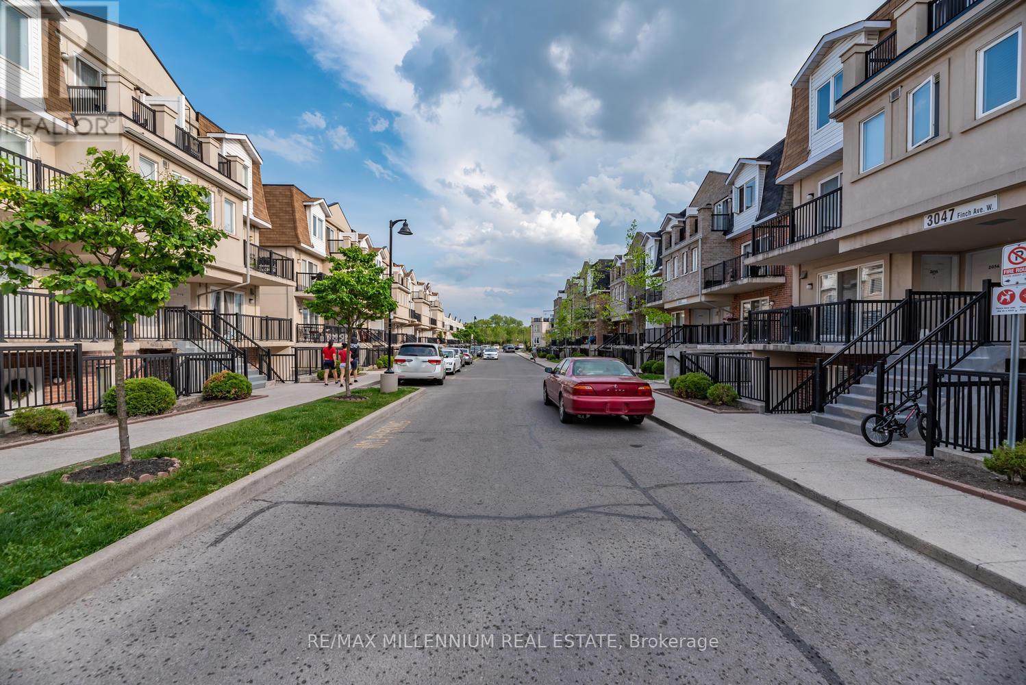 2093 - 3045 Finch Avenue W, Toronto (Humbermede), Ontario  M9M 0A5 - Photo 20 - W12194985