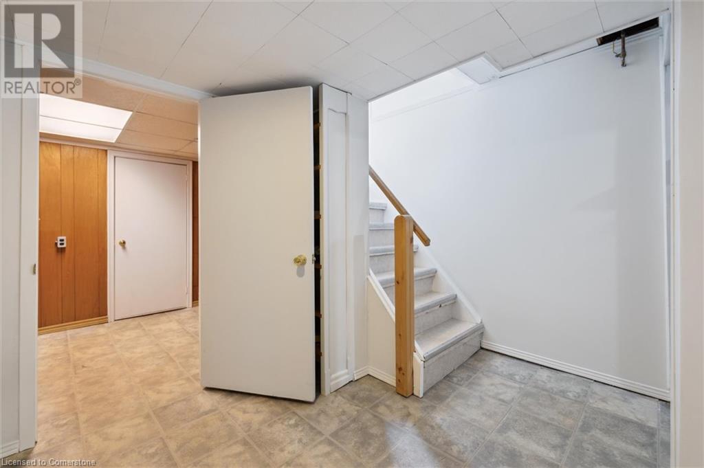 2237 Joyce Street, Burlington, Ontario  L7R 2B6 - Photo 23 - 40737325