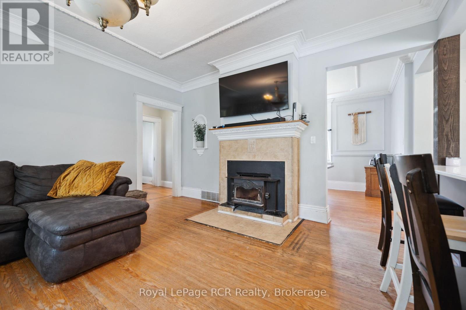 308 Fergus Street, Wellington North, Ontario  N0G 2L2 - Photo 12 - X12195239