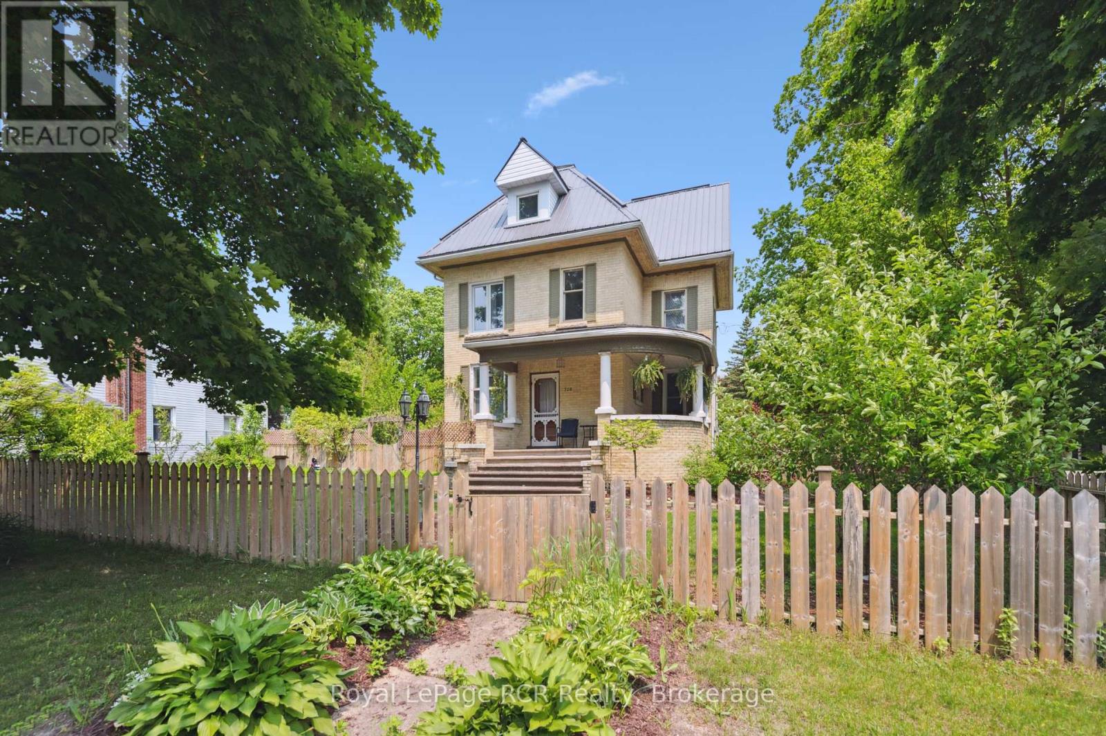 308 Fergus Street, Wellington North, Ontario  N0G 2L2 - Photo 3 - X12195239